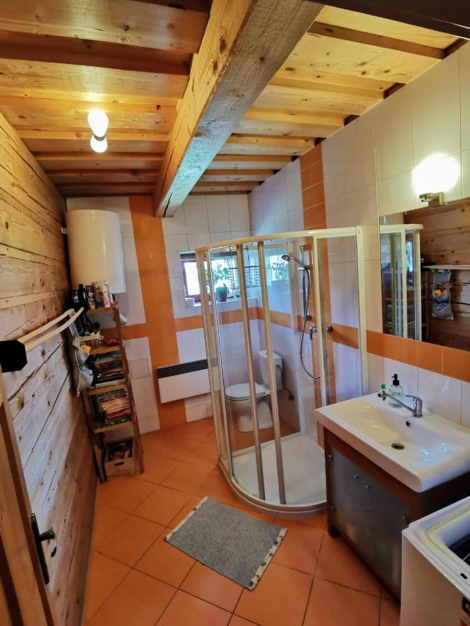 Drevenica Zapadne Tatry S Kupacou Kadou A Krbom Apartamento Žiar Exterior foto